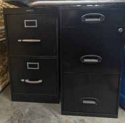 Filing Cabinets Both For 25 or 15 Each 