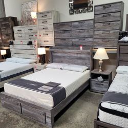 NEW 3 PC BEDROOM SET || QUEEN BED, DRESSER, NIGHTSTAND GRAY COLOR || SKU#ASHB221S