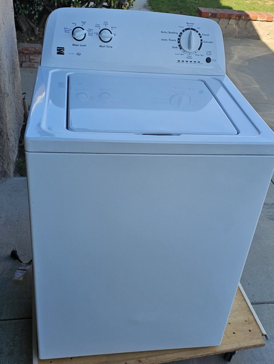 LIKE NEW KENMORE WASHER W/AGITATOR