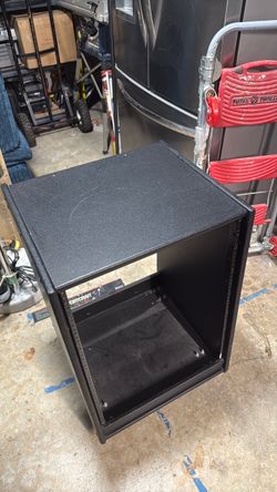 15 space studio gear rack
