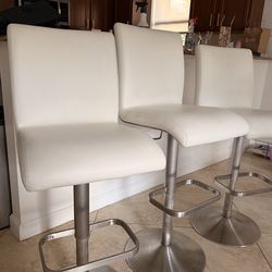 Adjustable Bar/Counter stools  set of 3 $250