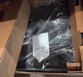Brand New Seca 674 Medical Platform / Wheelchair Scale (800 lb Capacity)