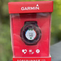 GARMIN Forerunner 225 Wrist-based heart rate