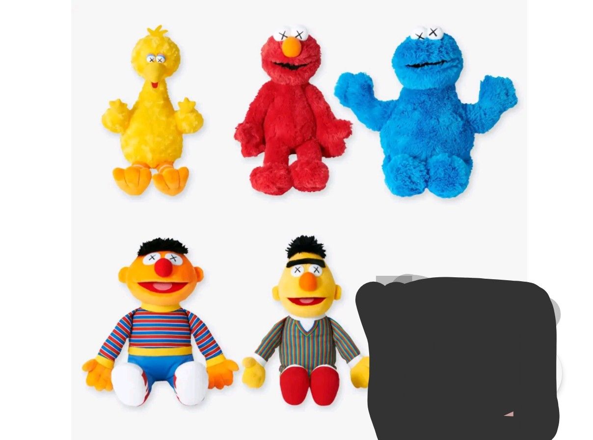 Kaws Sesame Street Bunch