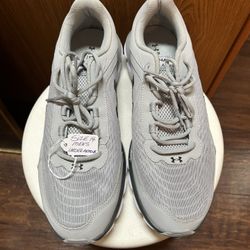 Men’s Size 14 Under Armour Shoes New Pickup Conroe 