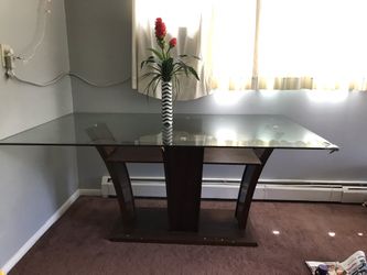 Dining Table With 4 Chair