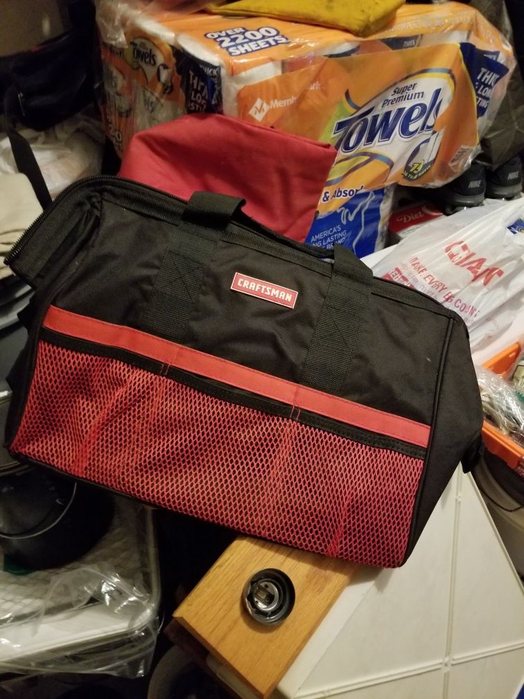 2 tool bags great condition dont need