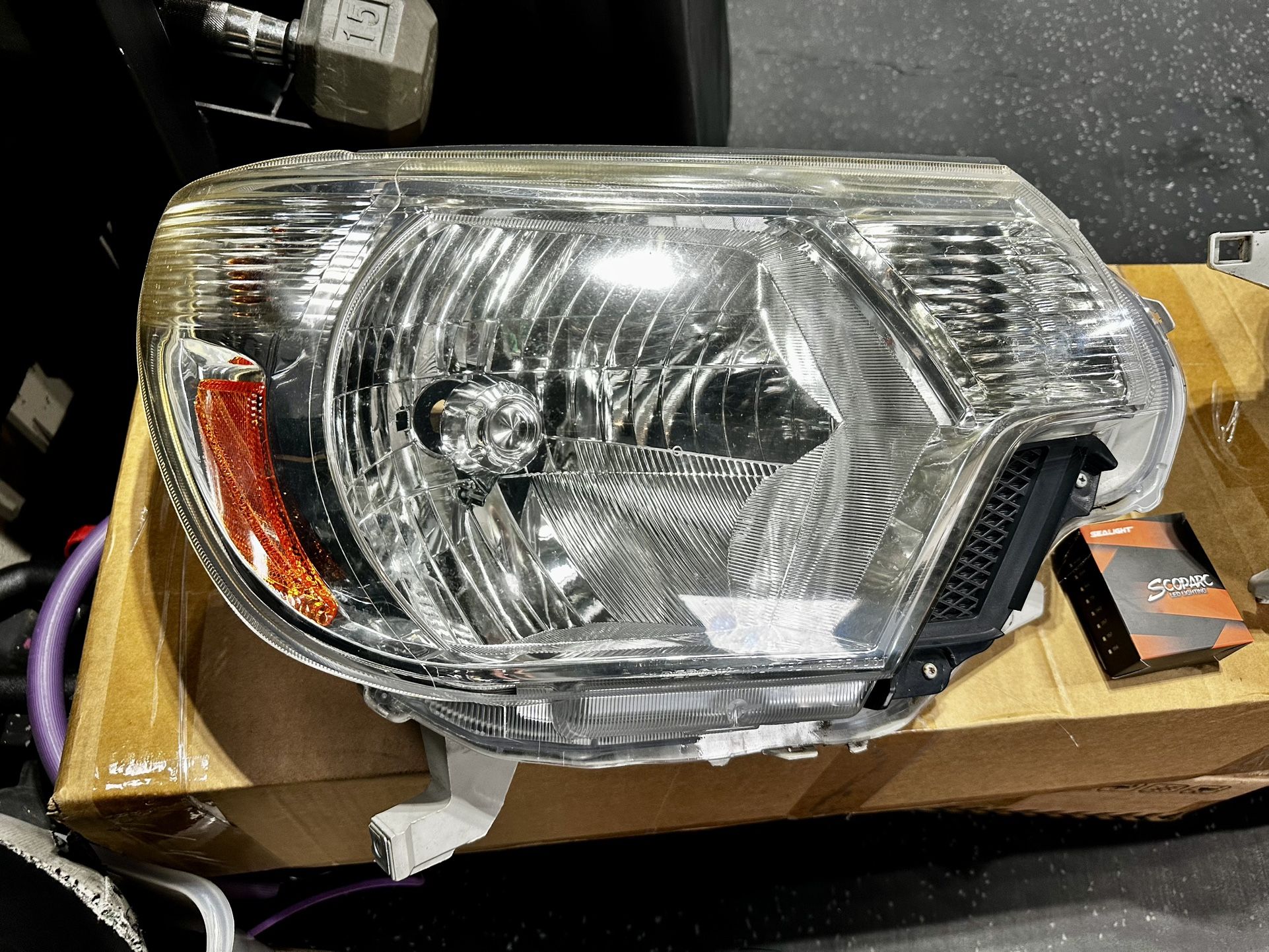 Toyota Tacoma Headlights 2nd Gen OEM 2014