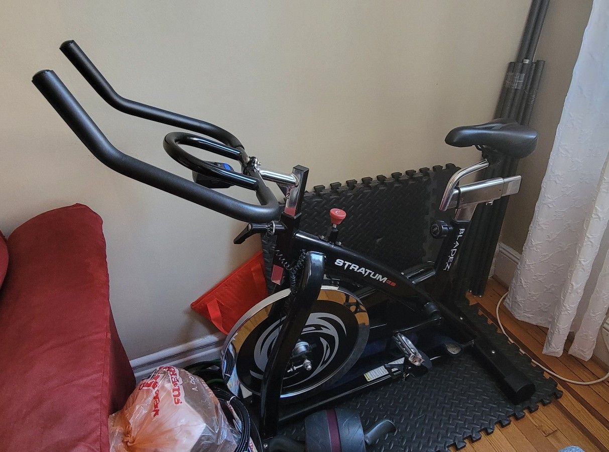 Bladez Fitness Stratum GS