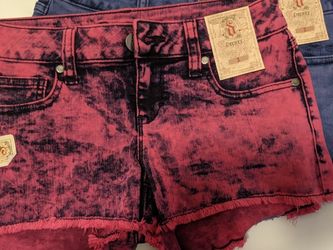 Size 1 Decree Shorts Both Pair $10. $5ea