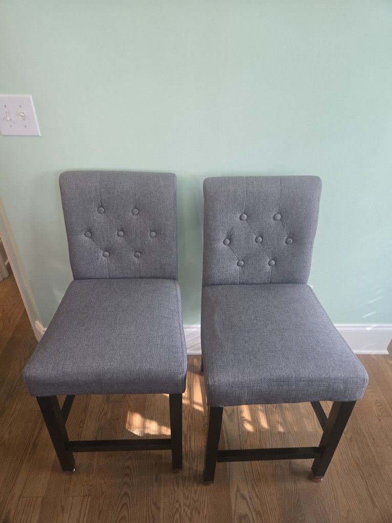 2 Bar Stools