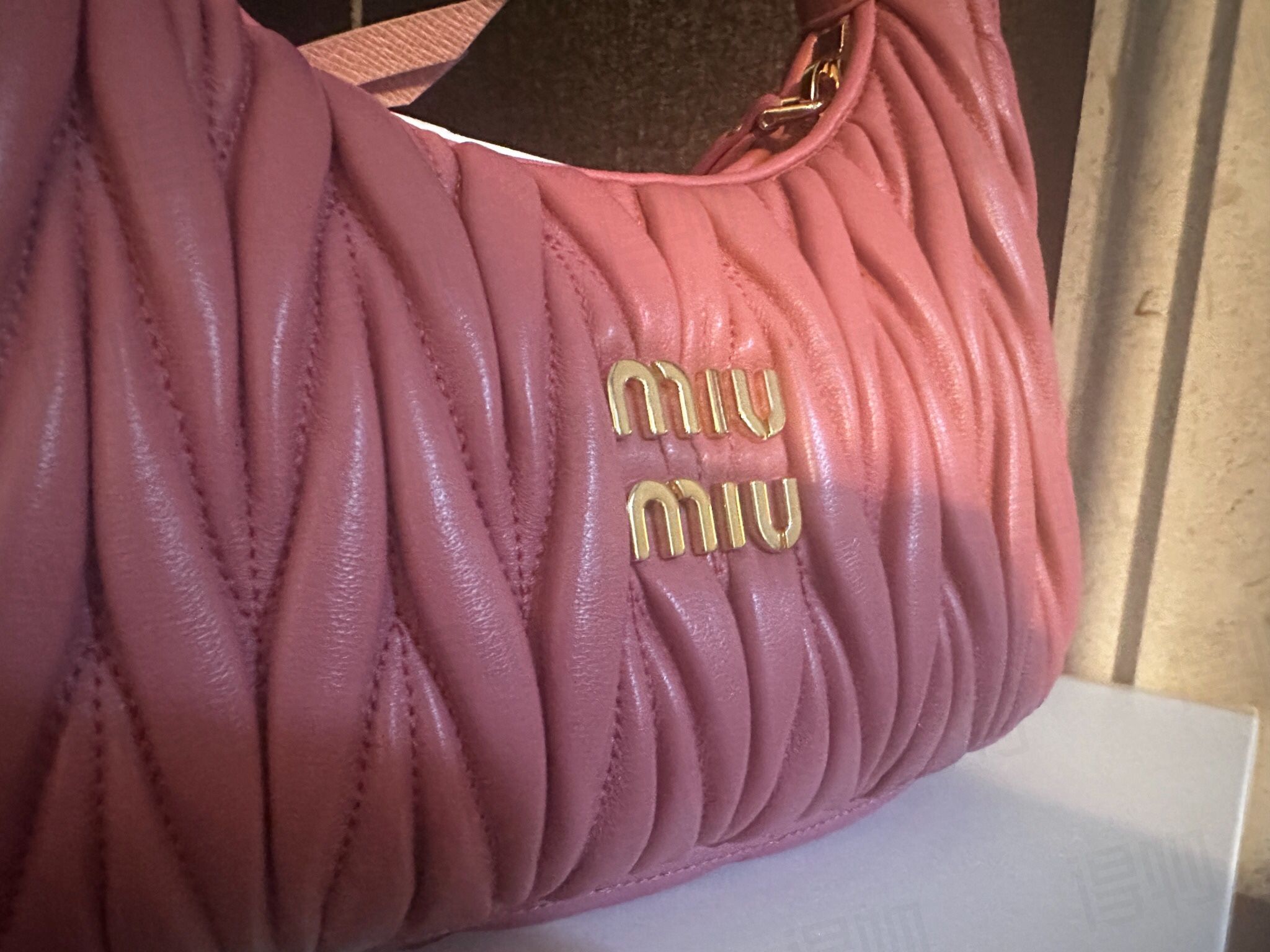 Classic Crossbody
