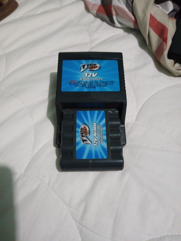 Tyco RC 12v NiMH Charger