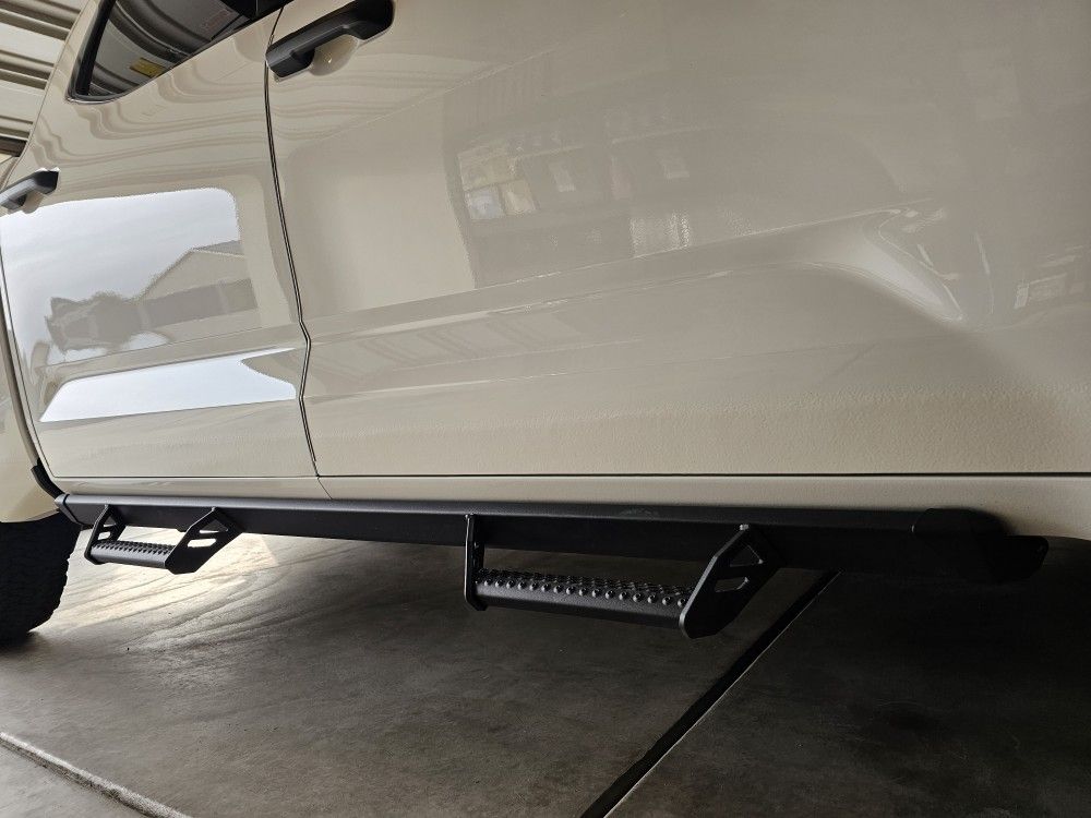 Toyota Tundra Side Steps OEM