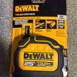 Dewalt 25 Ft Tape Measure 
