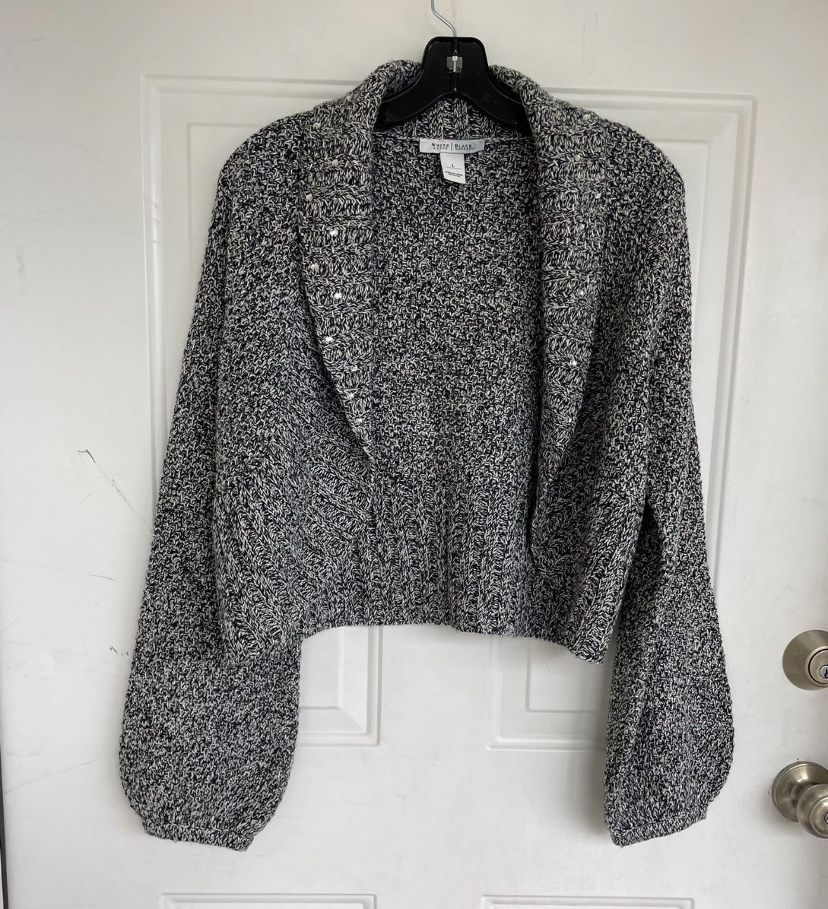 White House Black Market Cropped Cardigan Size L