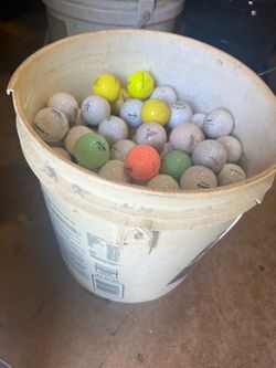 Bucket of golf balls