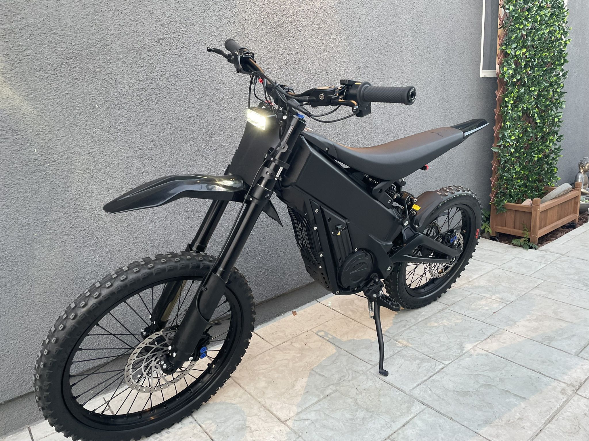 2025 Talaria xXx Pro (125 miles)