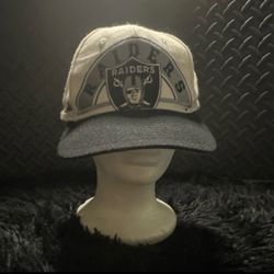 Vintage Apex NFL Oakland Raiders Football Snapback Cap Hat White/Black