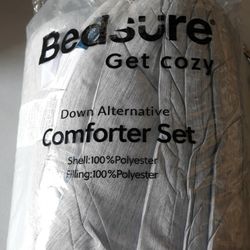 Bedsure Comforter Set Down Alternative Queen size Light Gray In Color 