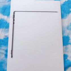 ( SEALED ) 2024 M3 MacBook Air 13.6” 1 Year Apple Warranty 