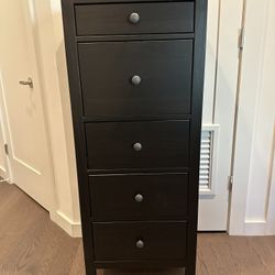 Hemnes five drawer chest deals