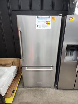 KITCHENAID REFRIGERATOR TOP AND BOTTOM 22.07 CU FT