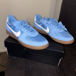 Nike Field General (MEN SIZE 6.5)