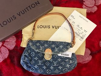 AUTHENTIC Louis Vuitton Denim Pleaty Blue Purse for Sale in