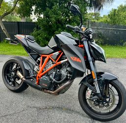 2015 Superduke 1290 R