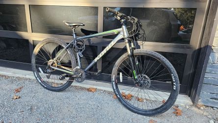 Kona Mahuna Mountain Bike
