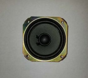 Bose 3.5 inch speaker