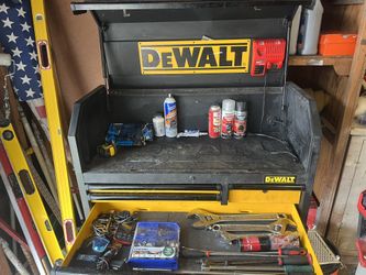 TOOL BOX 🔧🛠️