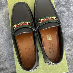 Gucci Dress Shoes / Loafers
