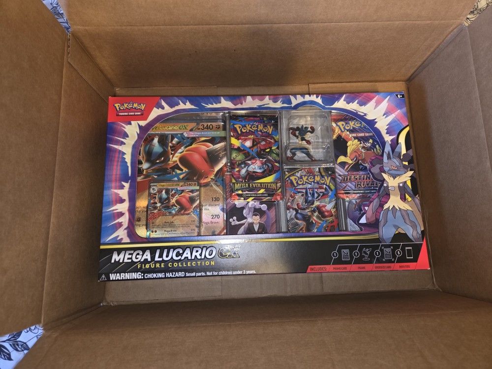 Mega Lucario Ex Figure Collection 