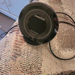 Samsung Fast Charge Station