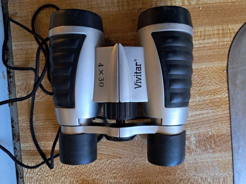 Binoculars 4x30 neckband