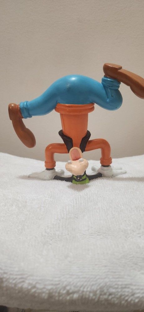 Upside Down Goofy Bobble
