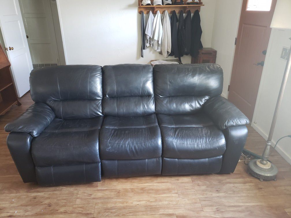Black Leather Electric Reclining Couch