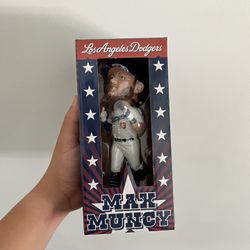 Max Muncy Bobble Head 2022