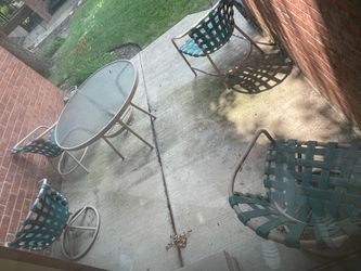 Patio and 4 chairs