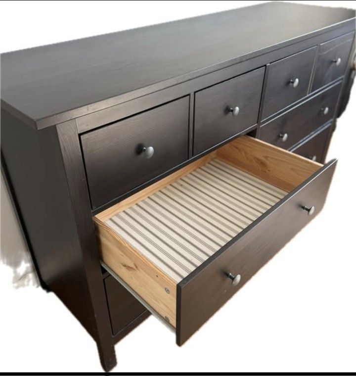 Ikea HEMNES 8 chest of drawers