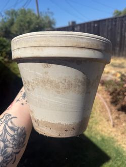 White Plastic Flower Pot