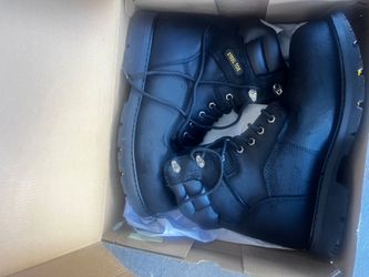 Steal toe boots