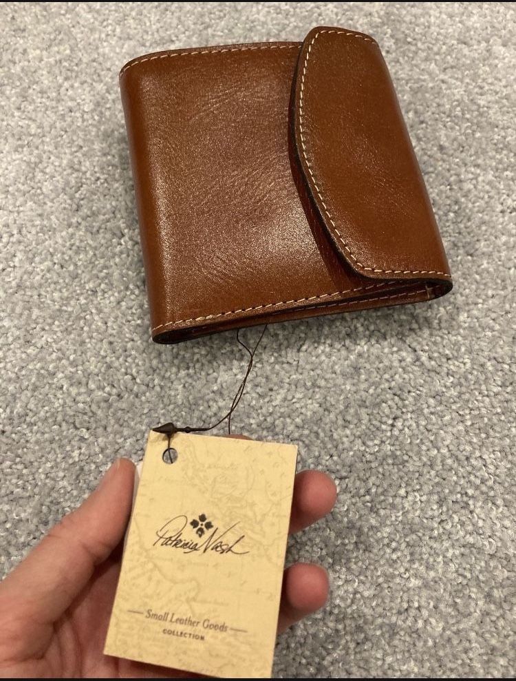 Folding Euro Style Wallet Women