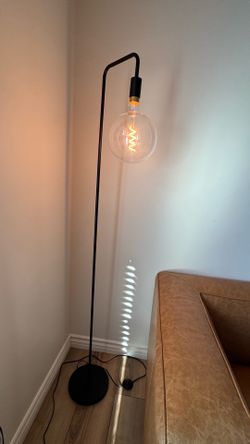 Floor lamp