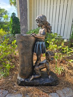 Child themed water fountain *read*