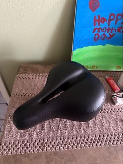 Black Padded Bicycle Seat 8x10in