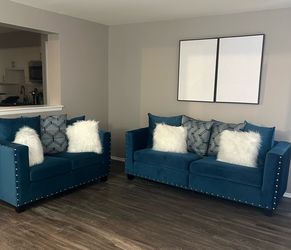 Modern sapphire blue velvet sofa set