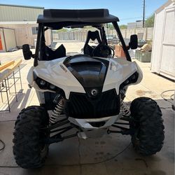 2016 Can-Am Maverick Side-by-Side – Runs Great – Low Miles